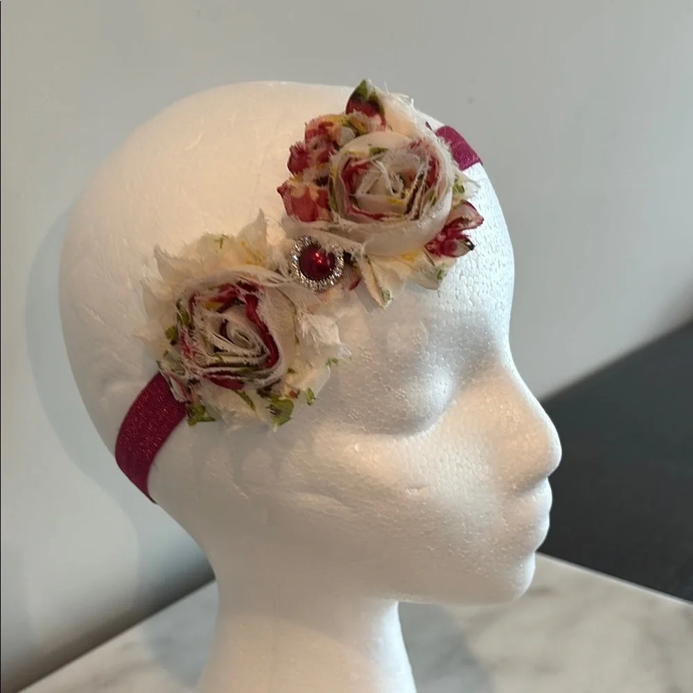 Red and Cream Floral Hair Accessory